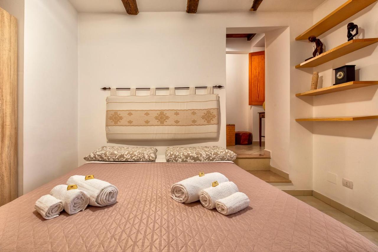 Nonno Efisio Apartment Old Town Алгеро Екстериор снимка