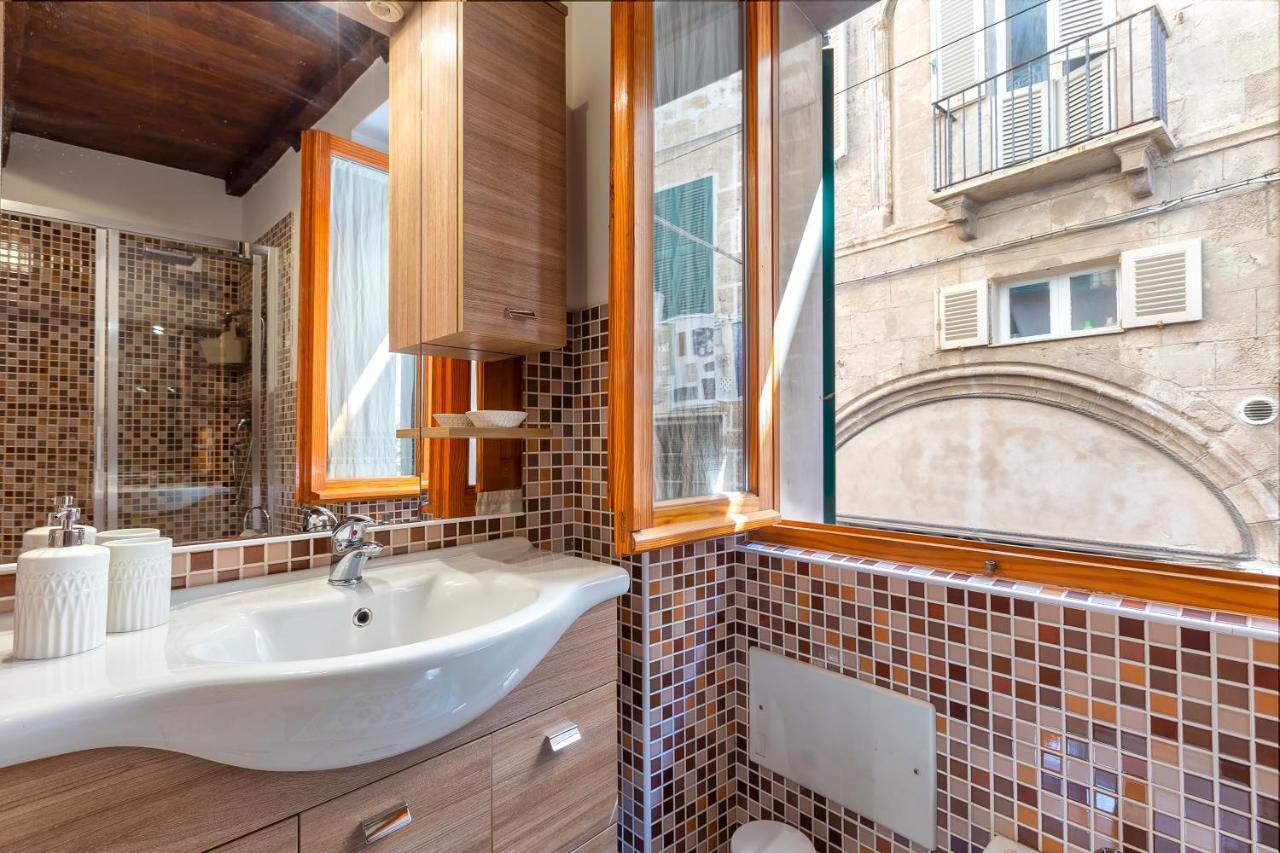 Nonno Efisio Apartment Old Town Алгеро Екстериор снимка