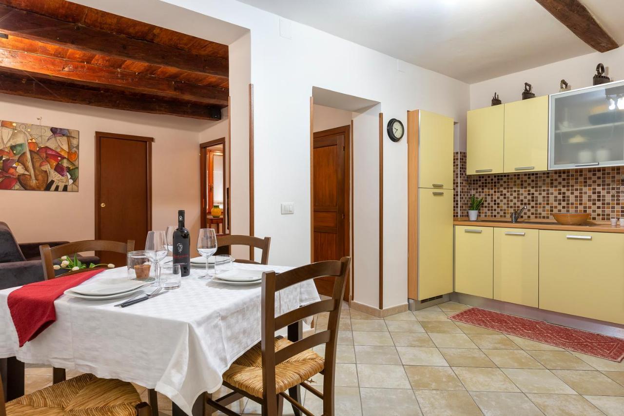 Nonno Efisio Apartment Old Town Алгеро Екстериор снимка