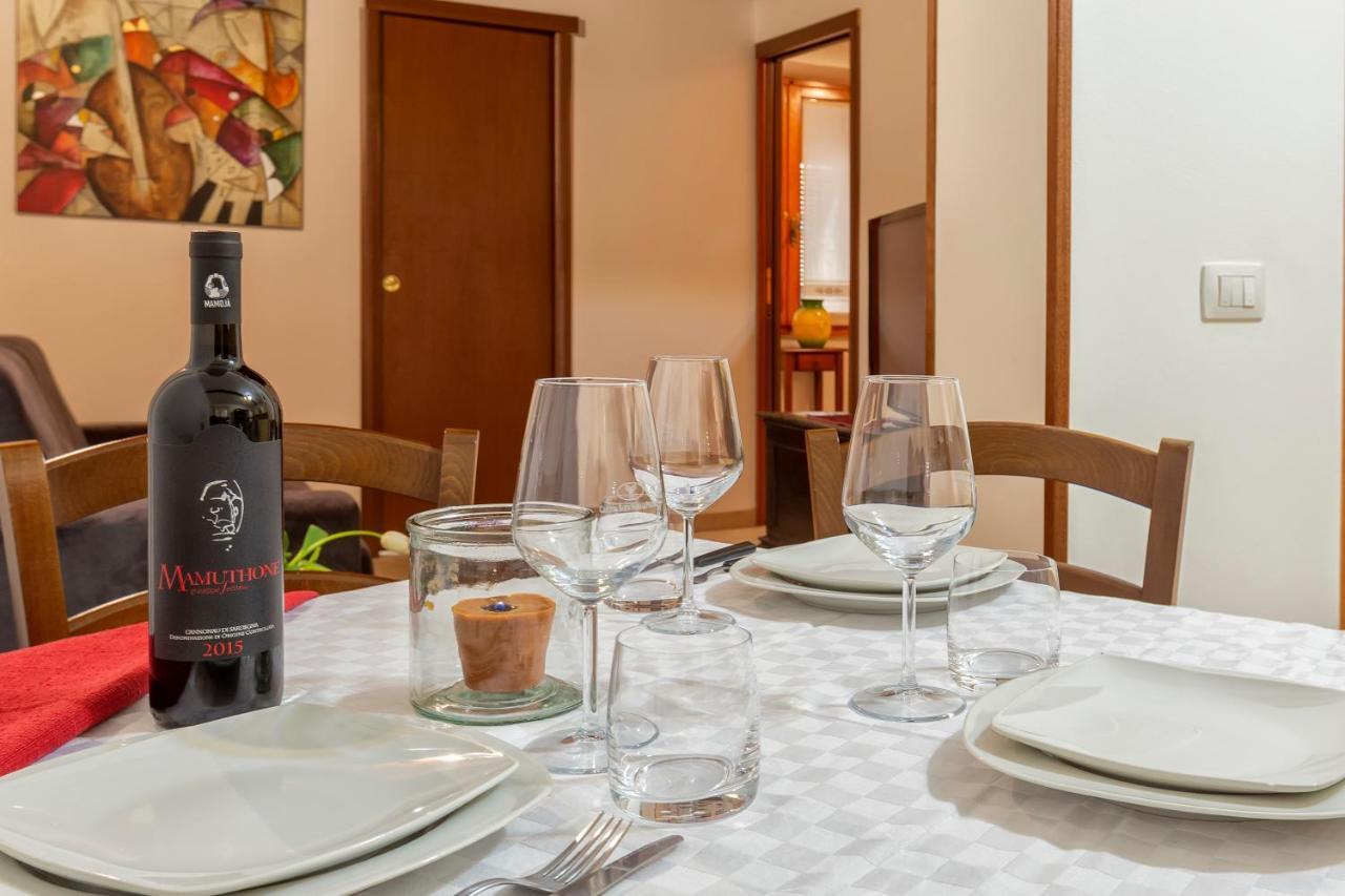 Nonno Efisio Apartment Old Town Алгеро Екстериор снимка